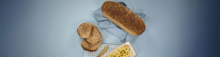 6836704 Grovt speltbrød med urkorn tin server