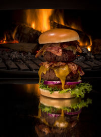 Bacon og osteburger dobbel - brioche