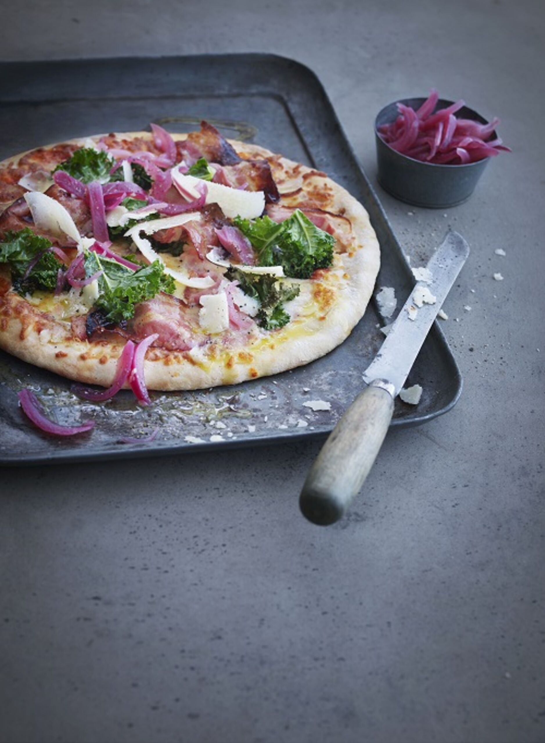 Pancetta Cavolo_Pizza-suburbia24505lys low