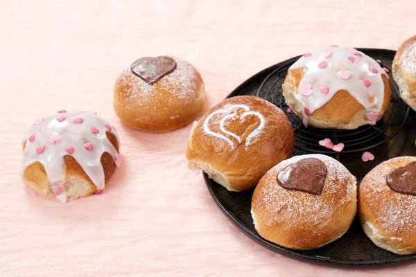 Bake-off-boller pyntes enkelt til morsdag og valentine